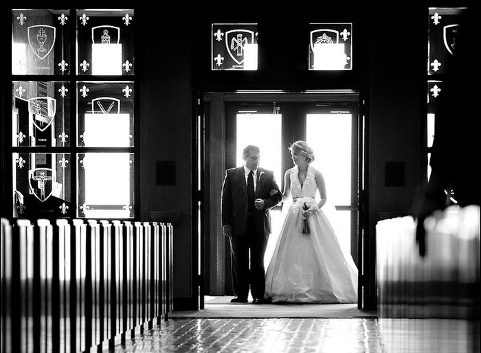 bride and dad walking up the aisle