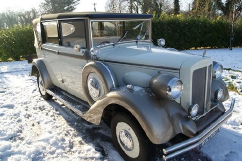 1920s Style Regent