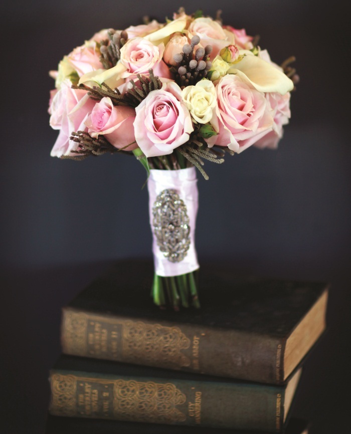 pink grey cream bouquet