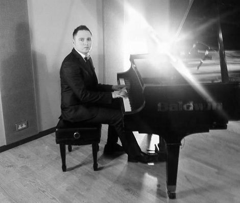 Keith O'Connell  �The Wedding Piano Player� image
