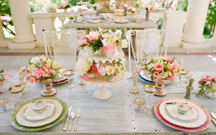 pink green grey wedding table