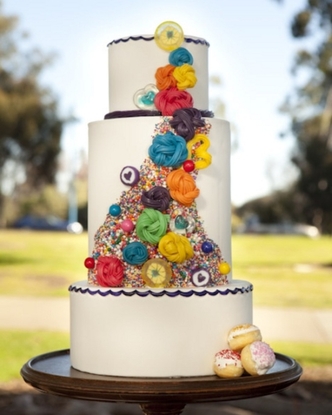 colourful details wedding cake