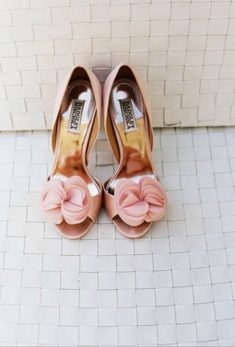 badgley mischka wedding shoes bluch ruffles