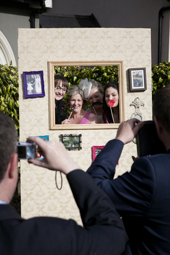 diy real wedding photobooth idea
