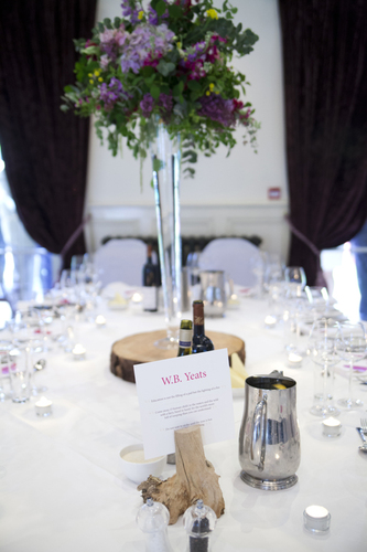 wood table decor wedding 