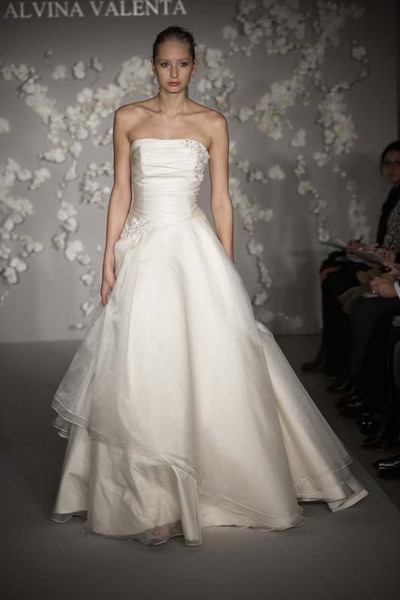 Alvina Valenta