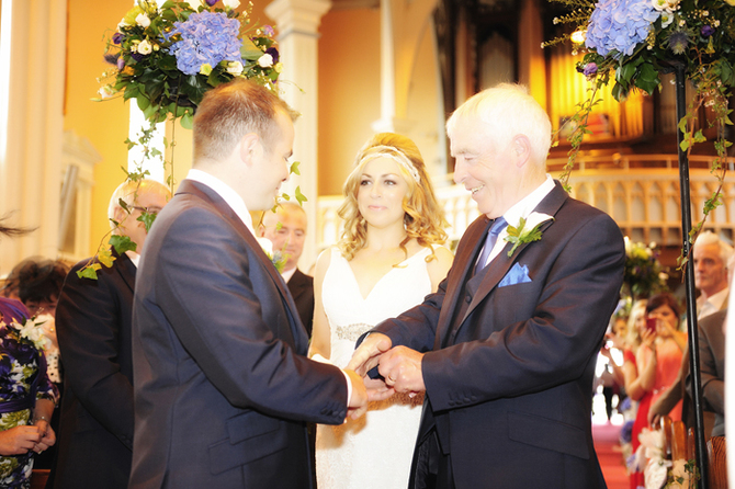 ftehr gvng dughter wy on weddng