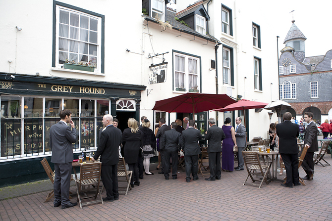 irish pub wedding