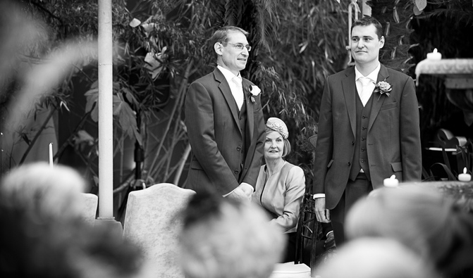 groom at alter