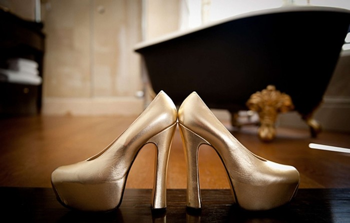 very high wedding shoes gold